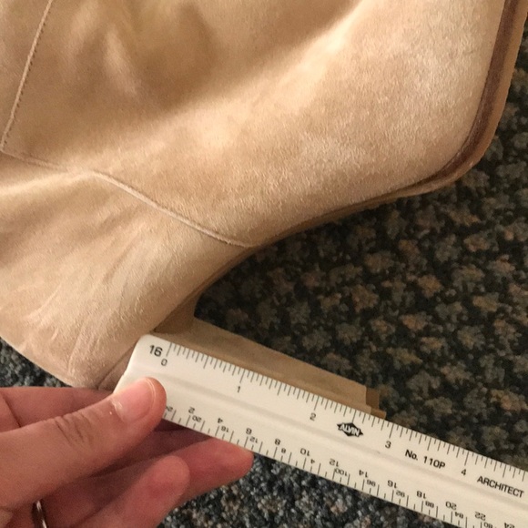 Stuart Weitzman boots - Picture 6 of 6